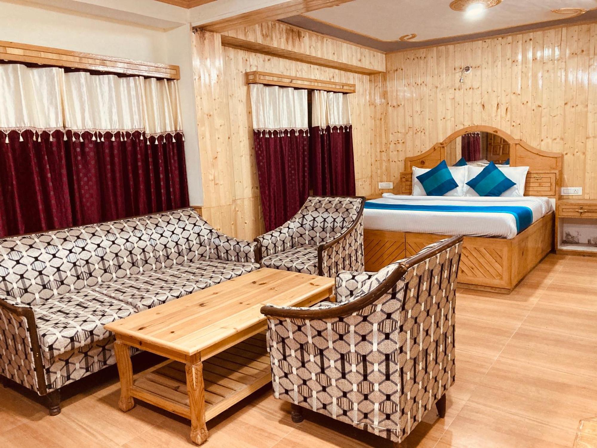 Woods Villa Cottage, Manali エクステリア 写真