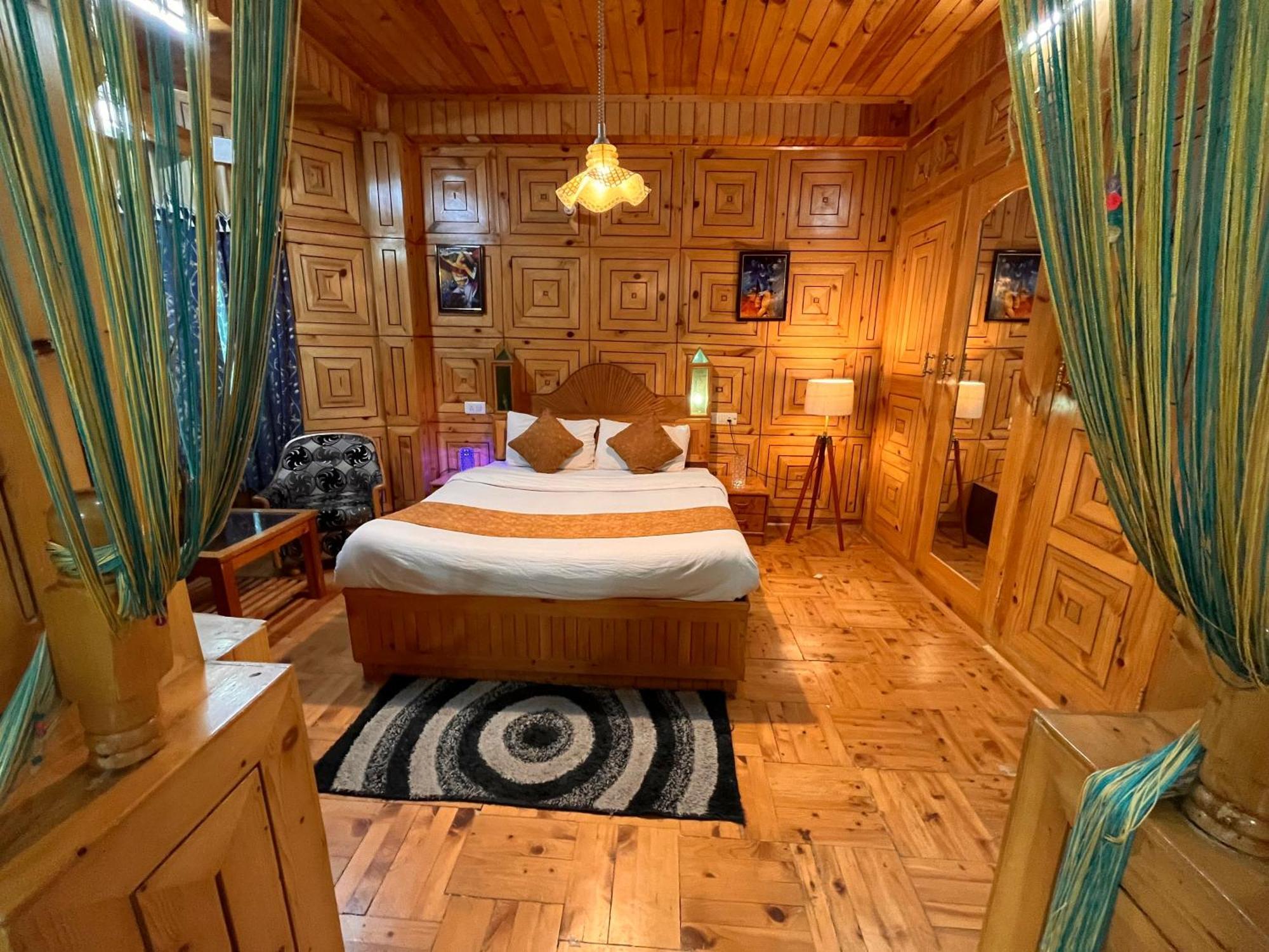 Woods Villa Cottage, Manali エクステリア 写真