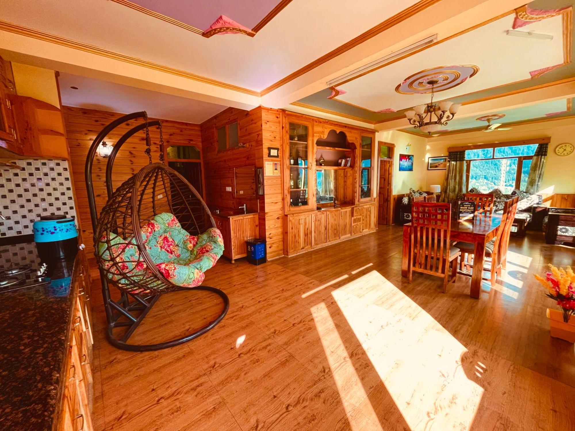 Woods Villa Cottage, Manali エクステリア 写真